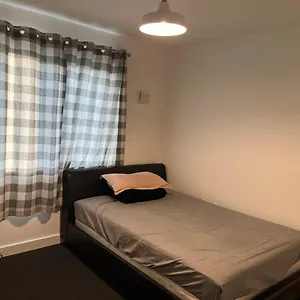 Homestay Double Bedroom With Ensuite, Ilford